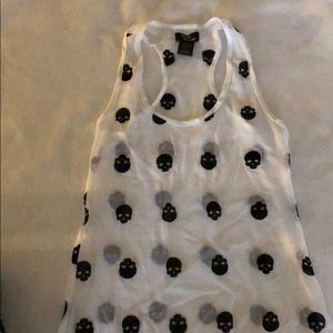 Juniors sheer tank with skulls